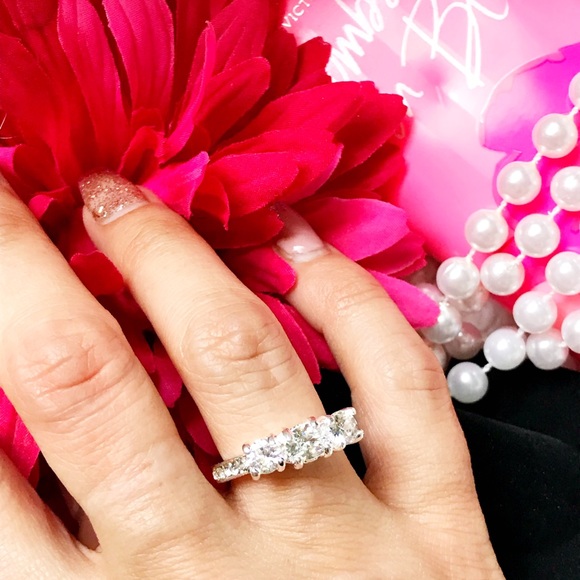 10K WGF Sapphire Cocktail Engagement Ring - Picture 5 of 8